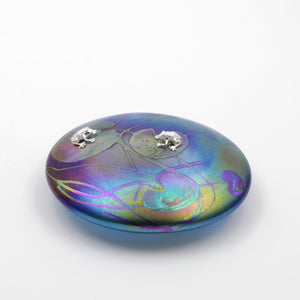 Lily Trail paperweight with sterling Silver Frogs