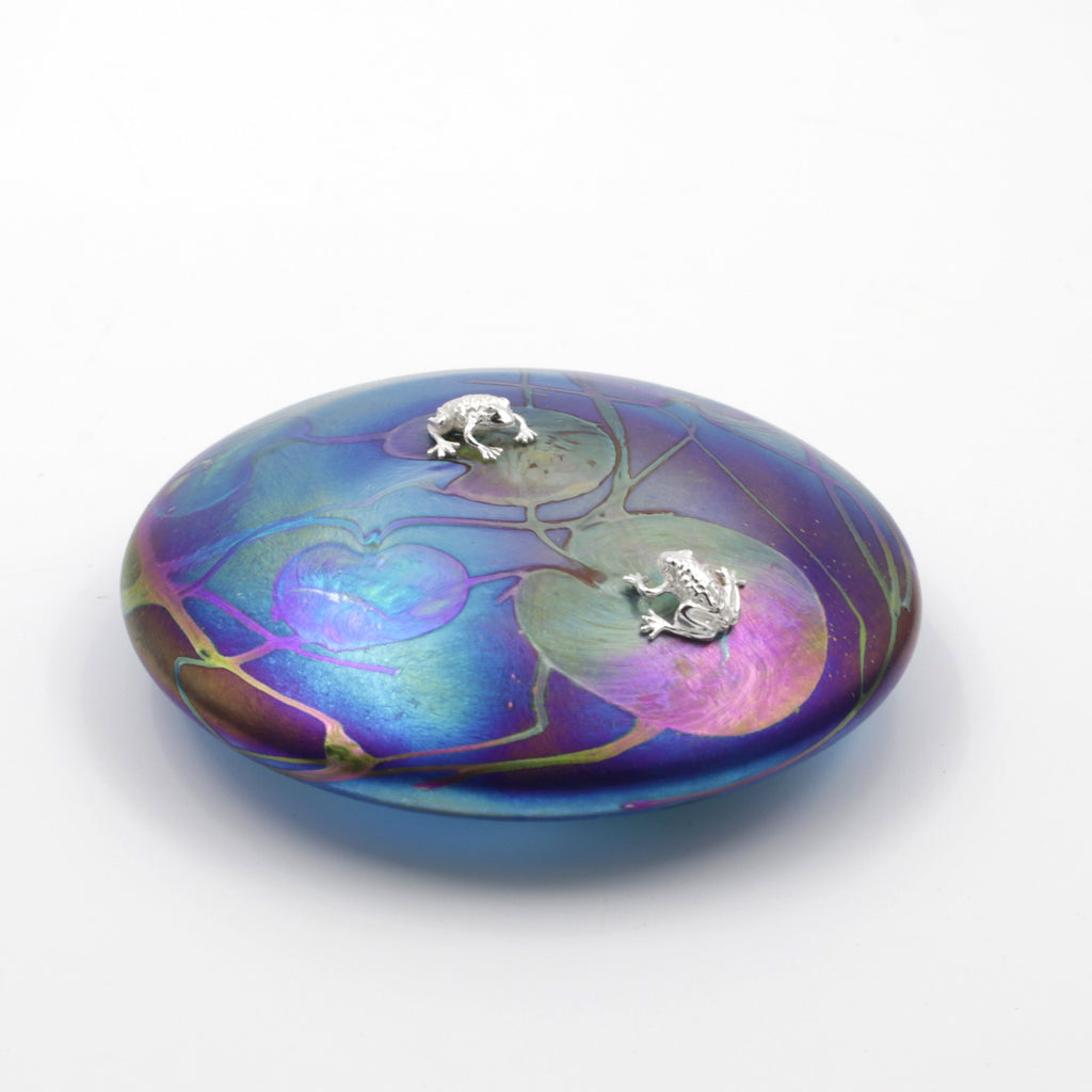 Lily Trail paperweight with sterling Silver Frogs